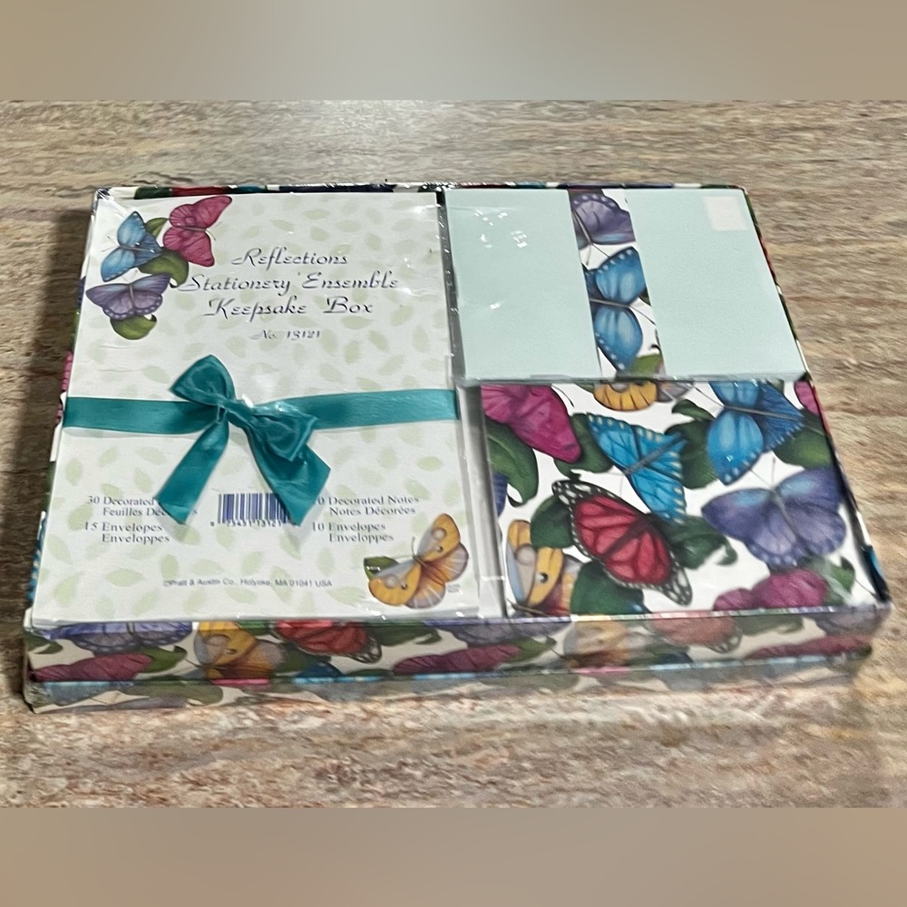 NIB Reflections Stationery Ensemble keepsake box